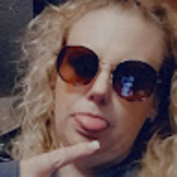 sweetbottums83